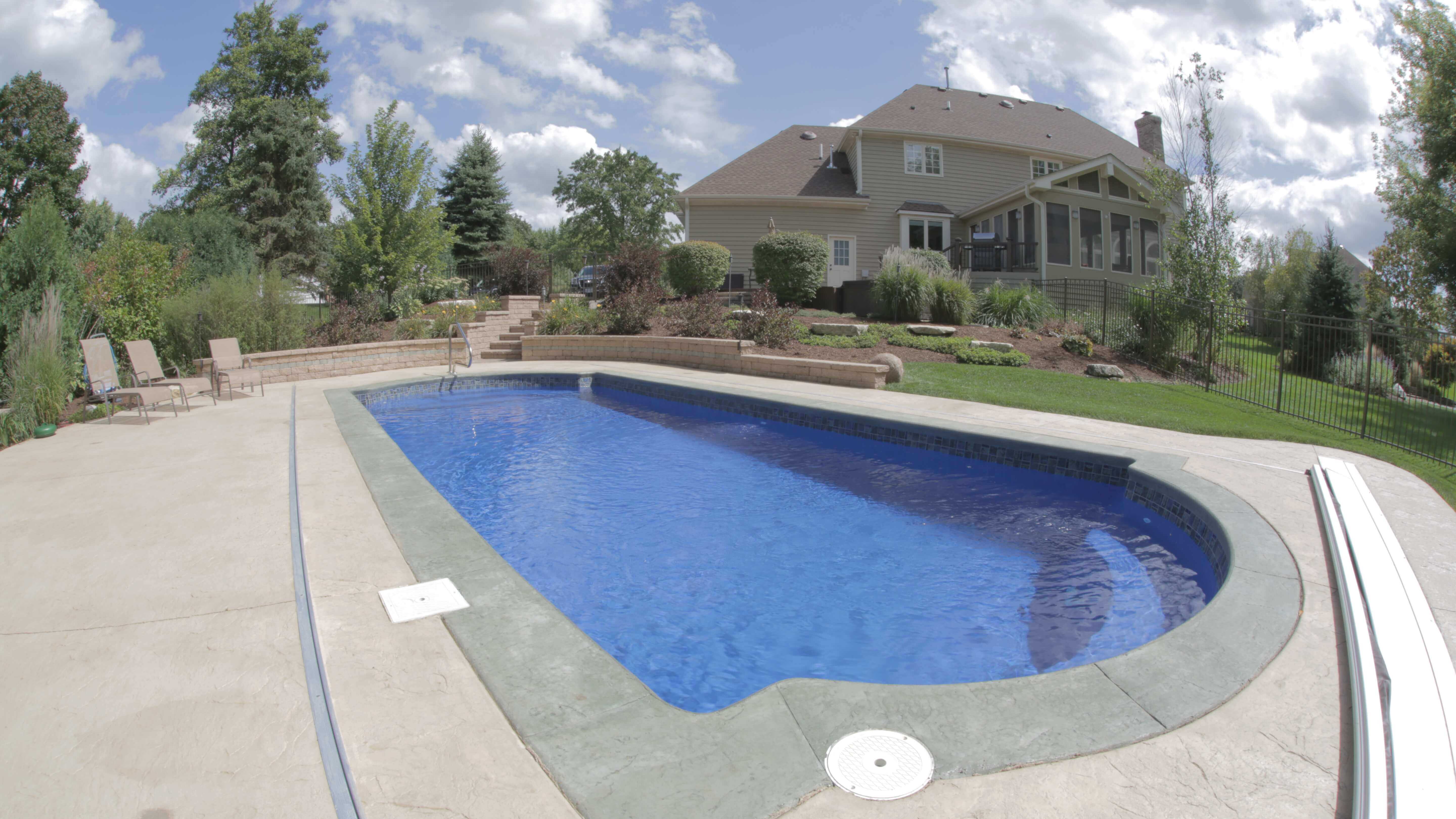 Thursday Pools cathedral pool with grey decorative band