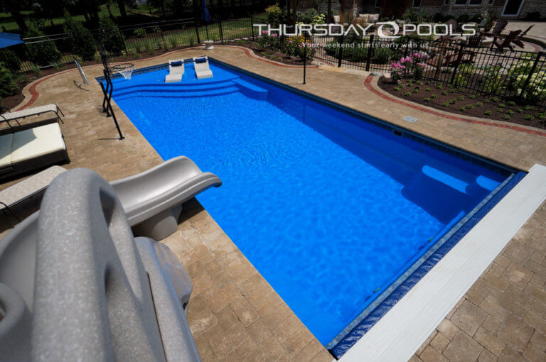 Invigorating Family Fun Starts with the Aspen Pool Design