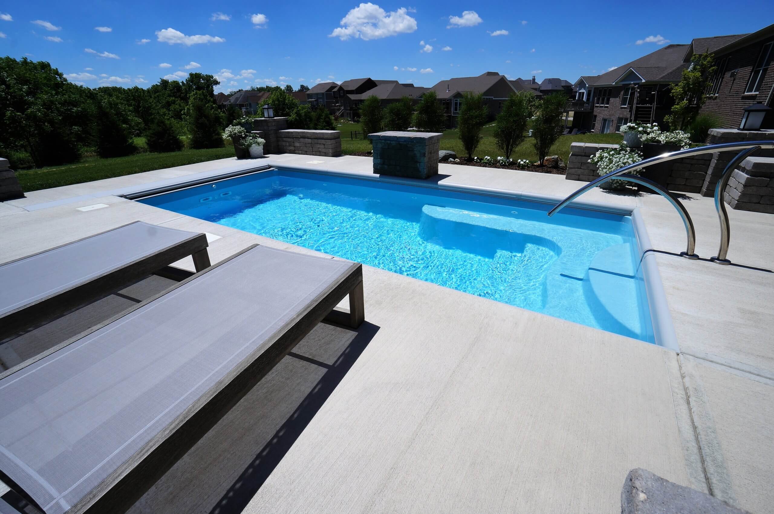 How Much Does a Fiberglass Pool Cost in Canada?
