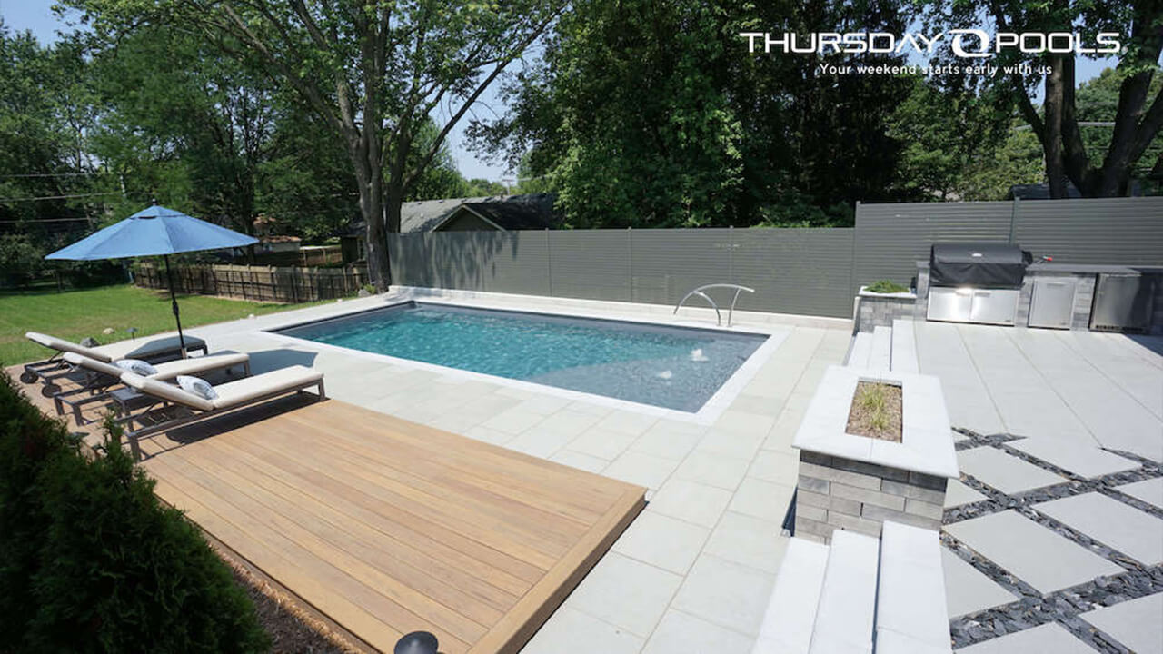 Thursday Pools Pearl in Maya