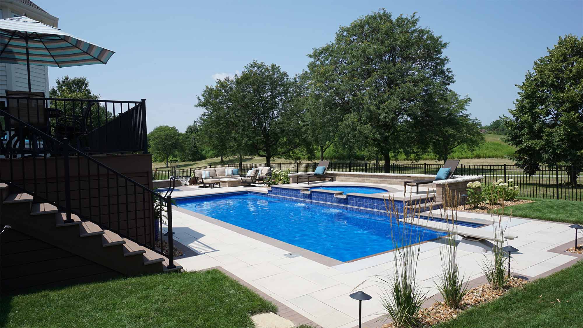 How Much Does a Fiberglass Pool Cost in New York?